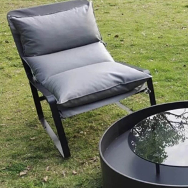 Einfaches Mitternachtsschwarzes Metall UV-beständiges 4-teiliges Set Patio Mehrfachstühle Sitzgruppe mit Hideskin Stuhl, 4-teiliges Set (3 Stühle & Couchtisch)