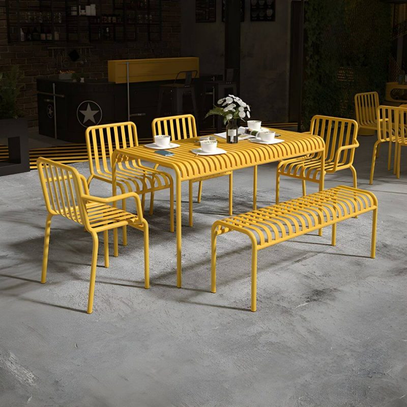 Gelber Metall-Patio-Tisch Zeitgenössischer Stil Wasserbeständig in Rechteckiger/Quadratischer Form - Nur Tisch 55,1"L x 27,6"B x 29,5"H