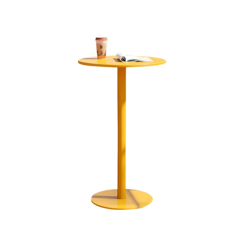 Outdoor-Tisch mit Sockelbasis Metalltisch - 24" B X 24" L X 41" H - Nur gelber Tisch