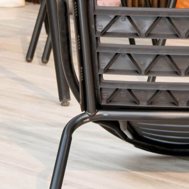 Outdoor Esszimmerset mit Gurtlehnenstuhl, feuerfester Vitreous runder Tisch, 5-teilig, 31.5"L x 31.5"B x 28.3"H, Tisch & 4 Stühle