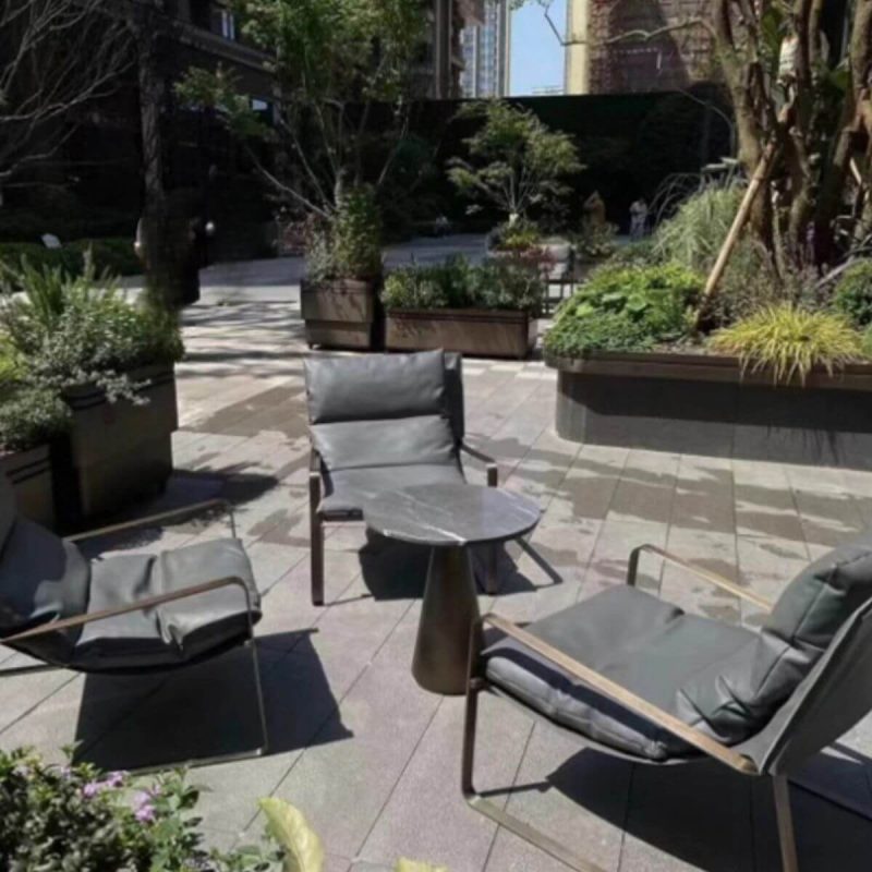 Einfaches Mitternachtsschwarzes Metall UV-beständiges 4-teiliges Set Patio Mehrfachstühle Sitzgruppe mit Hideskin Stuhl, 4-teiliges Set (3 Stühle & Couchtisch)