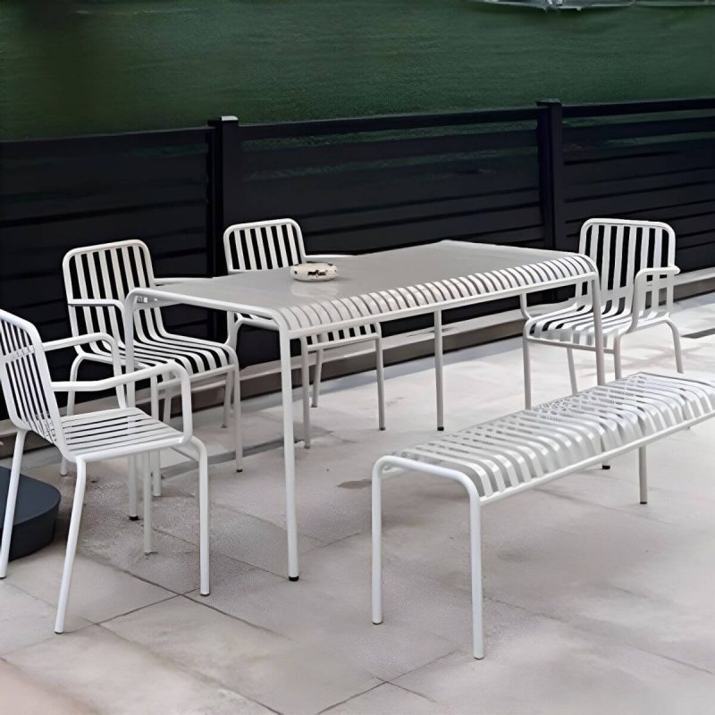 Weißer Metall-Patio-Tisch im zeitgenössischen Stil, wasserbeständig für den Außenbereich - Nur Tisch 120 cm L x 70 cm B x 75 cm H Rechteckig
