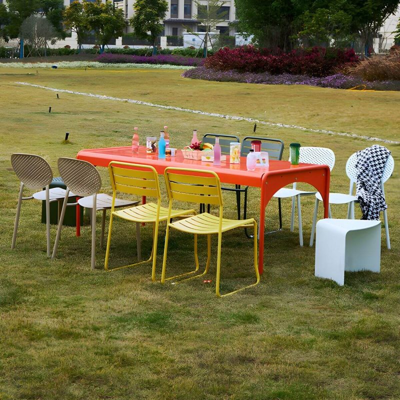 Rechteckiger Terrassentisch im zeitgenössischen Stil aus wasserbeständigem Aluminium - Rot 160 x 80 x 75 cm Nur Tisch