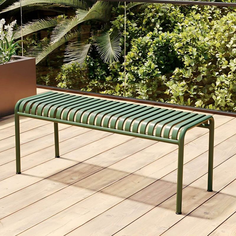 Skandinavische Metall-Picknickbank mit gebogener rückenloser Sitzfläche - Wasserdicht - 140" Länge - Grün