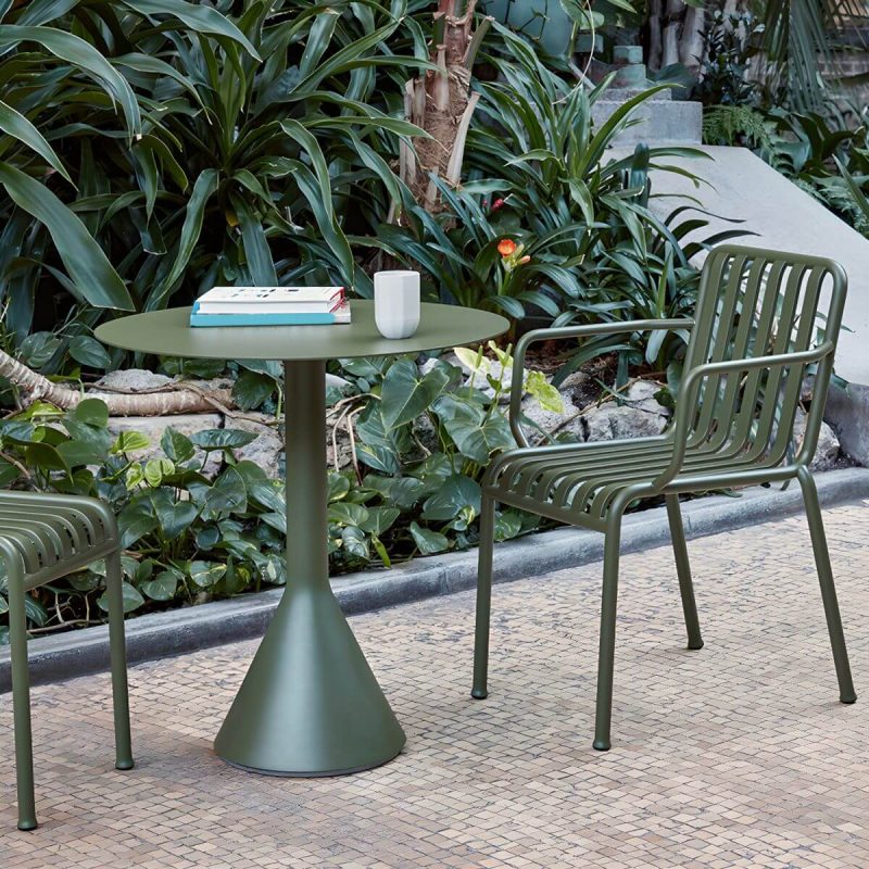 Grüner 2-Sitzer Terrassentisch Wasserdichter Zeitgemäßer Balkontisch - Nur Tisch 27,6"L x 27,6"B x 29,1"H