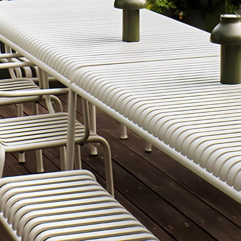 Weißer Metall-Patio-Tisch im zeitgenössischen Stil, wasserbeständig für den Außenbereich - Nur Tisch 60 cm L x 60 cm B x 75 cm H Rund