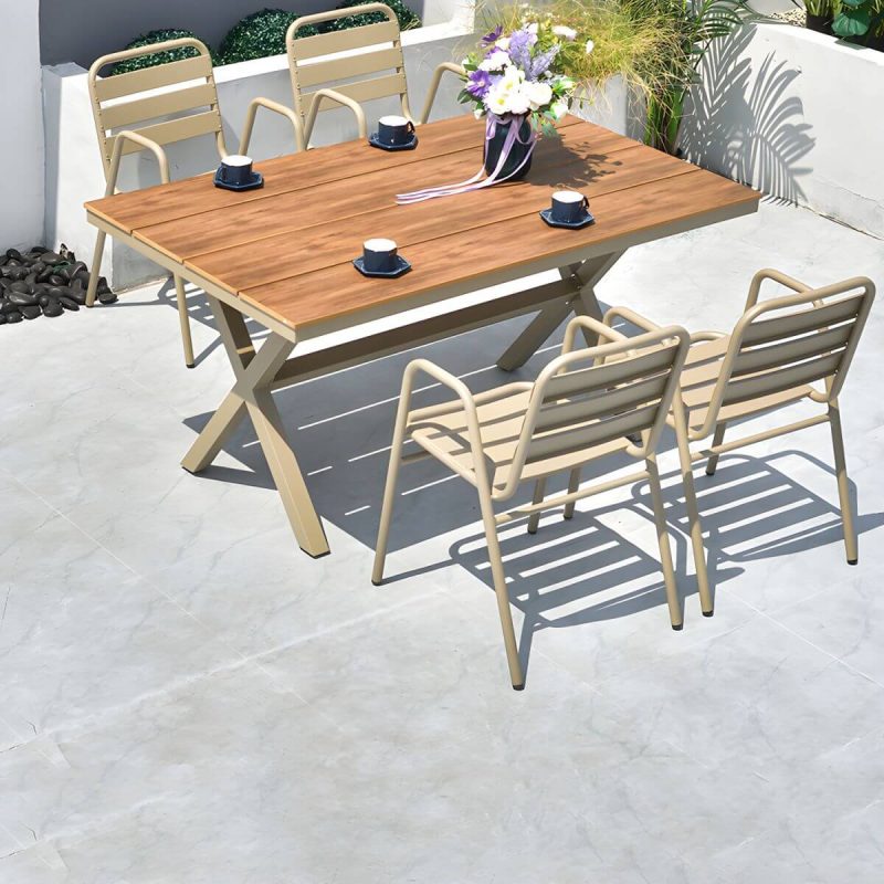 Metallische Outdoor-Esszimmerstühle Moderne stapelbare Patio-Esszimmerstühle wasserabweisend - Natürliche Finish 8-teiliges Set
