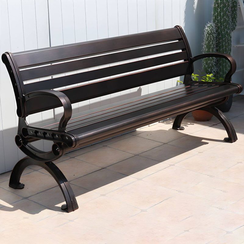 Industrielle Metall-Parkbank mit wasserdichter Aluminium-Sitzfläche, Rücken und geschwungenen Armlehnen - Schwarze C-Form 51"L x 23"B x 29"H