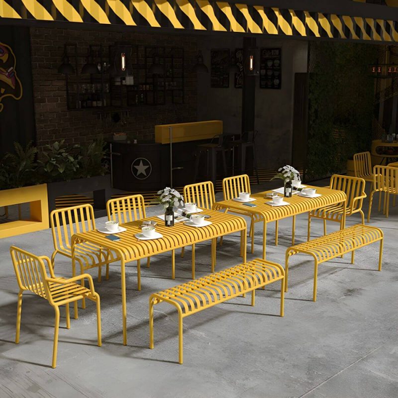 Gelber Metall-Patio-Tisch Zeitgenössischer Stil Wasserbeständig in Rechteckiger/Quadratischer Form - Nur Tisch 63"L x 31,5"B x 29,5"H