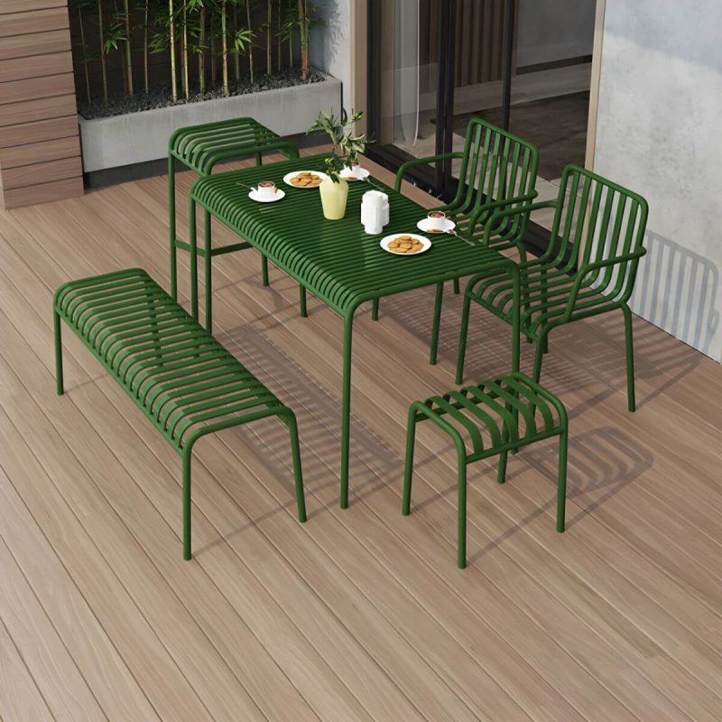 Eleganter Eiserner Terrassen-Esstisch im modernen Stil mit UV-beständigem und nicht faltbarem Design - Nur Tisch 70 x 70 x 75 cm Pink