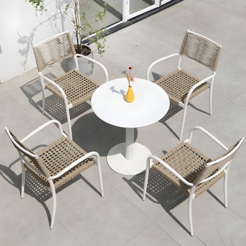 Zeitgenössischer Esstisch Weißer Outdoor-Tisch mit Metallgestell - Weiß 27,6"L x 27,6"B x 28,3"H Quadratischer Tisch nur