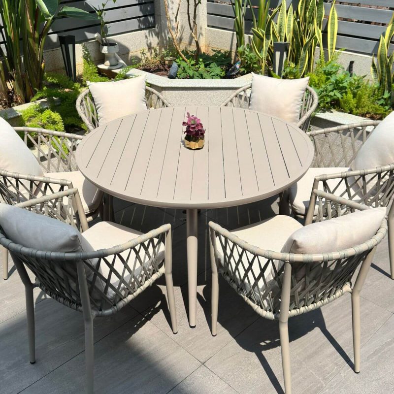 Ivory Outdoor Dining Set mit Alloy Sitzgelegenheit, 7-teiliges Set wetterfest mit Stuhl, einfachem Stil und Tisch, 47,2"L x 47,2"B x 29,1"H, Tisch & 6 Stühle