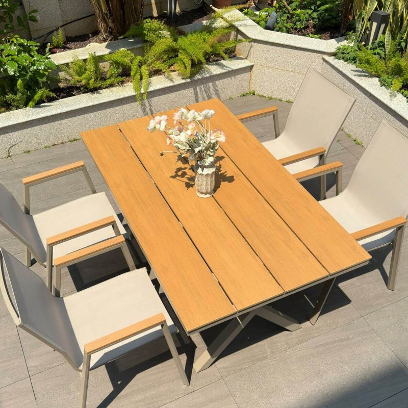 Stoff Outdoor-Essgruppe in Naturfarbe, wetterfestes 5-teiliges Set mit Stuhl, einfacher Stil & Tisch, Champagner, 59.1"L x 35.4"B x 29.5"H, Tisch & 4 Stühle