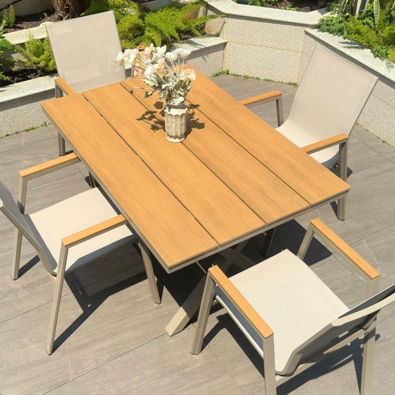 Stoff Outdoor-Essgruppe in Naturfarbe, wetterfestes 5-teiliges Set mit Stuhl, einfacher Stil & Tisch, Champagner, 51.2"L x 35.4"B x 29.5"H, Tisch & 4 Stühle