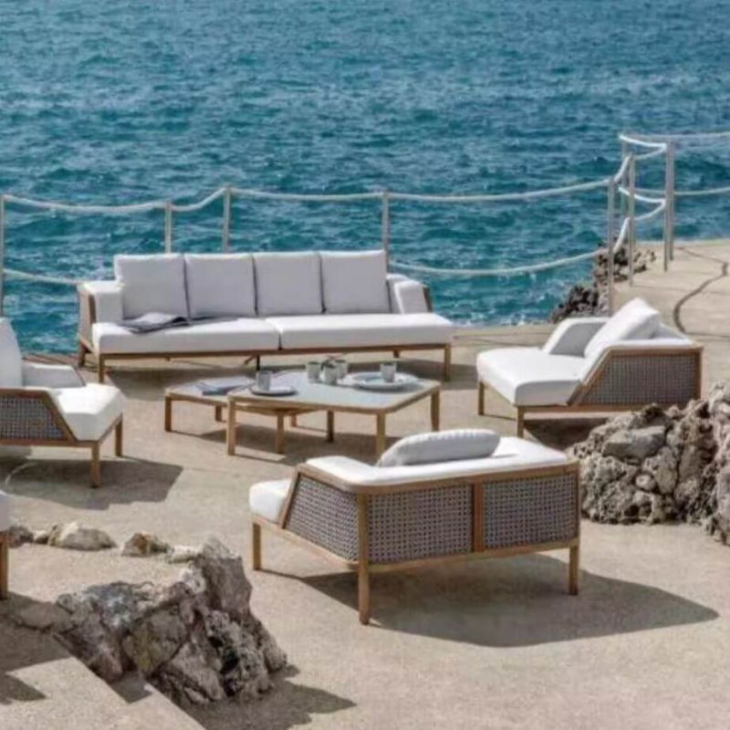 UV-beständige Patio Sofa Konversationsgruppe mit Kreide Polyblend Sofa und Grau Holztisch, 3-teiliges Set, 3-teiliges Set (1 Stuhl & 1 3-Personen Sofa & 1 Couchtisch), 39"L x 35"B x 24"H
