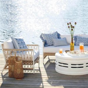 Weißes Sofa mit Schaumstofffüllung, UV-beständig für 1, trendiger Stil mit Kissen - 1 Stück, 1-Sitzer Sofa