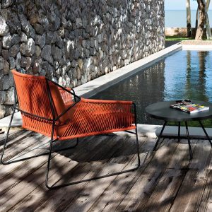 Wasserfeste schwarze Legierungssofa für 1 Person mit trendigem Kissen - 1 Stück, 1-Sitzer Sofa