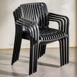 9-teiliges Outdoor-Esstischset mit Polymer-Sitzflächen, wetterfestes Midnight Black mit Stuhl, einfacher Stil und Tisch, 79"L x 39"B x 28"H, Tisch & 8 Stühle