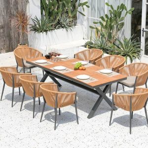 Einfacher rechteckiger grau/hellbrauner Patio-Esstisch aus recyceltem Holz/Stein - 63"L x 31,5"B x 29,5"H, nur Tisch