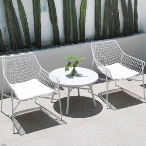Minimalistischer Eisen-Außenarmstuhl, UV-beständig, abnehmbares Kissen, schwarzer Rücken, 1 Stuhl, Schwarz
