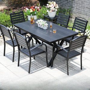 Patio-Esstisch mit Metallrahmen, schwarze UV-beständige rechteckige Platte, einfacher Stil, nur Tisch