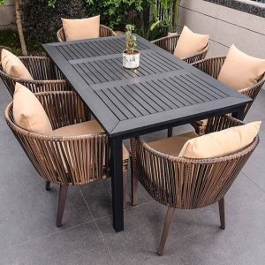 Outdoor-Essset, Legierungsgestell, wetterfestes Mitternachtsschwarz 5-teiliges Set mit Stuhl, einfacher Stil und Tisch, Schwarz, 63"L x 35.4"B x 29.5"H, Tisch & 4 Stühle