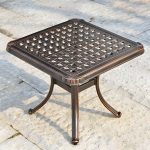 Französischer Landhaus-Patio-Tisch im Freien Aluminiumrahmen Beistelltisch - Nur Tisch 24"L x 24"B x 25"H Blau-Orange