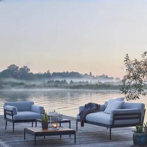 Rostbeständiges schwarzes Legierung Sofa für 1 - Trendiger Stil mit Kissen - 1 Stück, 1-Sitzer Sofa