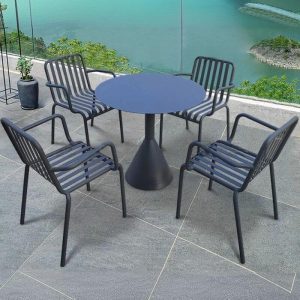 4-teiliges sturmgraues Outdoor-Essset mit Sitzmöbeln aus Legierung, wetterfest, Stuhl, einfacher Stil, Tisch, dunkelgrau, Tisch & 3 Stühle