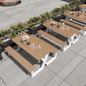 Einfacher Patio-Esstisch mit hellbrauner rechteckiger Platte aus recyceltem Holz, 71"L x 63"B x 30"H, Quadratrohr, Weiß/ Kaffee