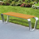 Zeitgenössische Metall-Picknickbank mit Sitzfläche in Naturfarbe, natürliche Oberfläche, 63"L x 17"B x 18"H