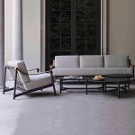 Simplistisches 1-teiliges UV-beständiges Weißes Sofa mit Legierungsrahmen und abnehmbarem Sitzkissen für 1 Person, 33"L x 38"B x 33"H