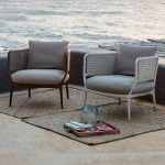 Kakao wiederverwendetes Holz 1 Tisch 3-teiliges Patio-Sofa Konversationsset mit grauem 100% Baumwollstuhl, 3-teiliges Set (2 Stühle & 1 Couchtisch), Schwarz/ Natur