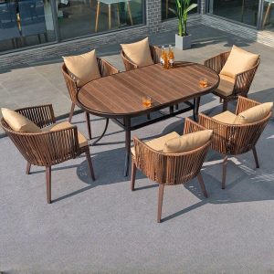 Patio-Esstischset, Tisch aus Holzwerkstoff, 7-teiliges Set in Kakao, rechteckige Form mit Stuhl, UV-beständig, 59"L x 35"B x 29"H, Tisch & 6 Stühle