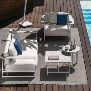 5-teiliges Patio-Sofa-Set mit hellgelber Polsterung, 2 beigen Tischen - Weißes 4-teiliges Set (Stuhl & 3-Sitzer & quadratischer Tisch & runder Tisch)