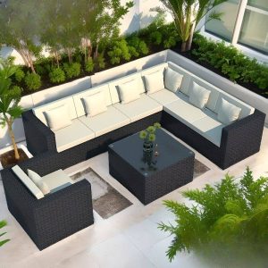 Stilvolles 3-teiliges Outdoor-Sofa-Sitzgruppenset mit klarem Glastisch, weißen Kissen, 100% Baumwollbezug, inklusive Loveseat und 1 Tisch, 3-teiliges Set (2 Loveseats & Couchtisch)