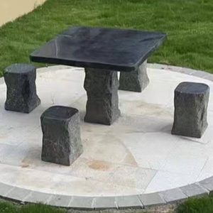 Dunkelgrauer Stein quadratischer Patio-Esstisch im minimalistischen Stil, Schwarz, 39"L x 39"B x 26"H