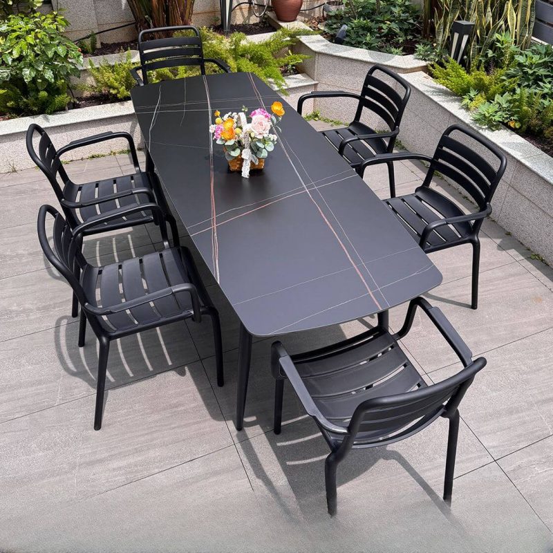 Outdoor-Essset mit Sitzmöbeln aus Legierung, 7-teilig, Tischplatte in Mitternachtsschwarz, UV-geschützt, Stuhl & Tisch, einfacher Stil, Schwarz, 79"L x 31"B x 29"H, Tisch & 6 Stühle