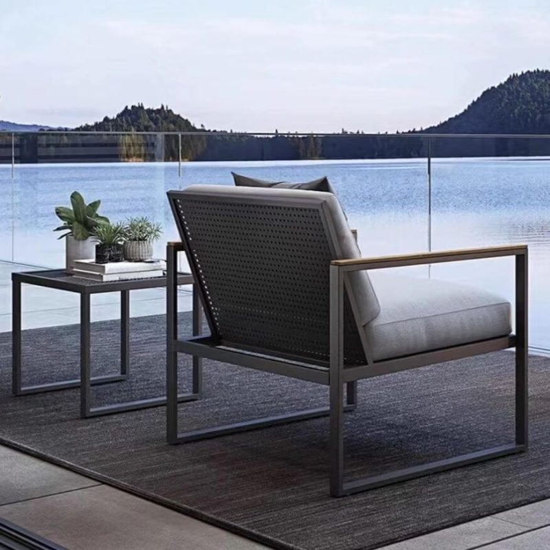 Rustikales 1-teiliges Schwarzlegierung Mehrsitz-Sofa Taubengrau Symmetrisches Sofa, 3-Sitzer Sofa