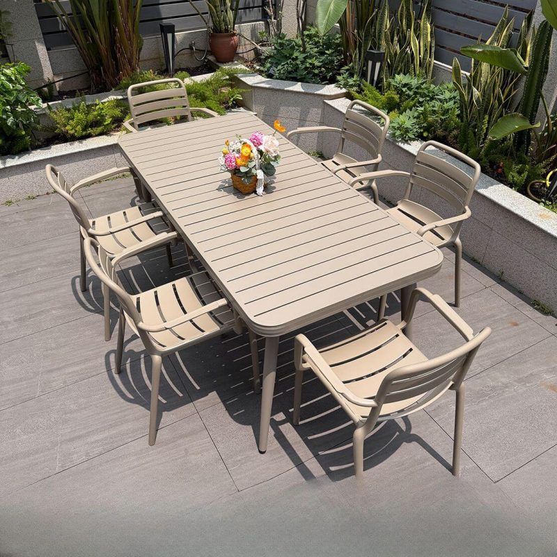 Outdoor-Esstischset mit Legierungssitz, 7-teilig, Tan, UV-geschützt, Stuhl & Tisch, einfacher Stil, 71"L x 33,5"B x 28"H, Tisch & 6 Stühle