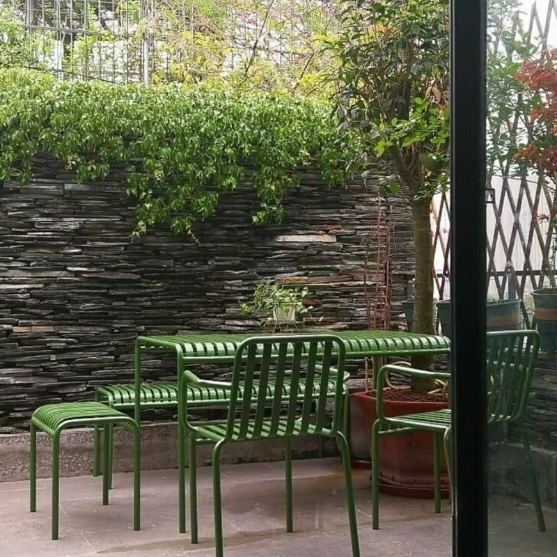 Metall Grün Zeitgenössischer Kaffeetisch Wasserdichter Terrassentisch - 47,2"L x 27,6"B x 29,5"H Nur Tisch