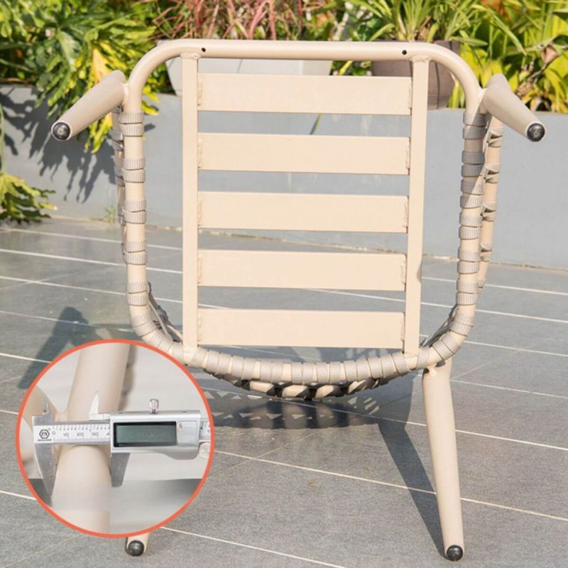 Eleganter cremefarbener Garten-Armlehnstuhl, 2 Stühle mit Kissen, Aluminium-Material, trendiger Stil, 2-teiliges Set