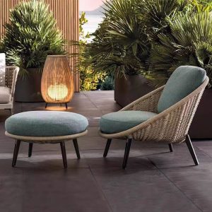 Weiße, UV-beständige Alloy-Sofa für 1 Person mit trendigem Kissen - 1 Stück, 24"L x 24"B x 33"H