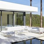 Weißer Schaumstoff-Sofa für 1 mit Kissen und UV-beständigem Polster - Trendiger Stil, 1-Sitzer Sofa