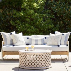 Weißes Sofa mit Schaumstoffpolsterung für 3 Personen, UV-beständig, trendiger Stil, inklusive Kissen, 1 Stück, 3-Sitzer Sofa