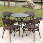 Klarsitzmöbel-Set für draußen, rund, wetterfest, 5-teilig, Stuhl, einfacher Stil, 31,5"L x 31,5"B x 27,6"H, Tisch & 4 Stühle