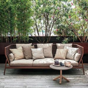 Hellbraunes Sofa mit abnehmbarem Kissenbezug, Schaumstofffüllung, 3 Personen, Kissen, UV-beständiger moderner Stil, 3-Sitzer Sofa