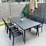 Patio-Essset mit Stahltisch, Rundform Midnight Black, Stuhl, UV-beständig, 5-teilig, moderner einfacher Stil, 31,5"L x 31,5"B x 29,5"H, Tisch & 4 Stühle