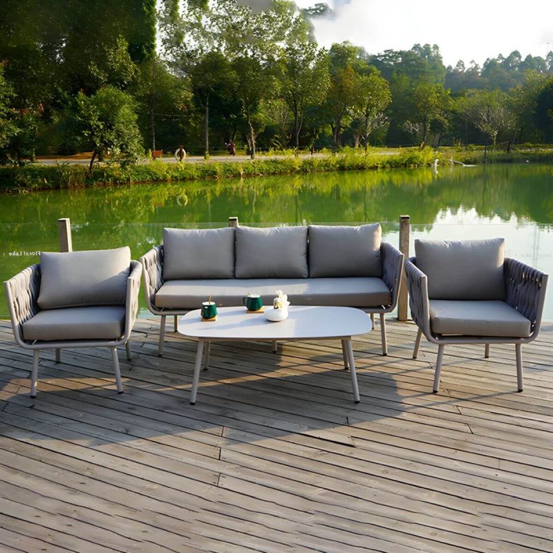 Seilgeflochtener moderner Patio-Sofa-Kombination wasserdicht mit Metallrahmen - 4-teiliges Set (2 Stühle & 1 3-Personen-Sofa & 1 Couchtisch)
