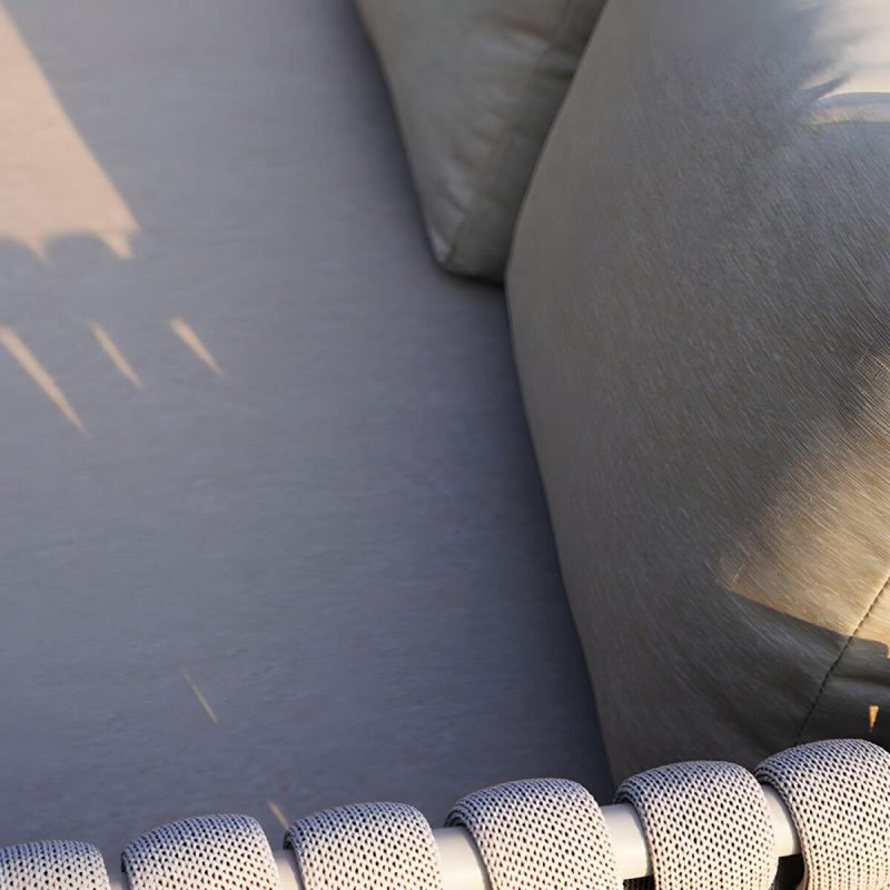 Seilgeflochtener moderner Patio-Sofa-Kombination wasserdicht mit Metallrahmen - 2-teiliges Set (1 3-Personen-Sofa & 1 Couchtisch)